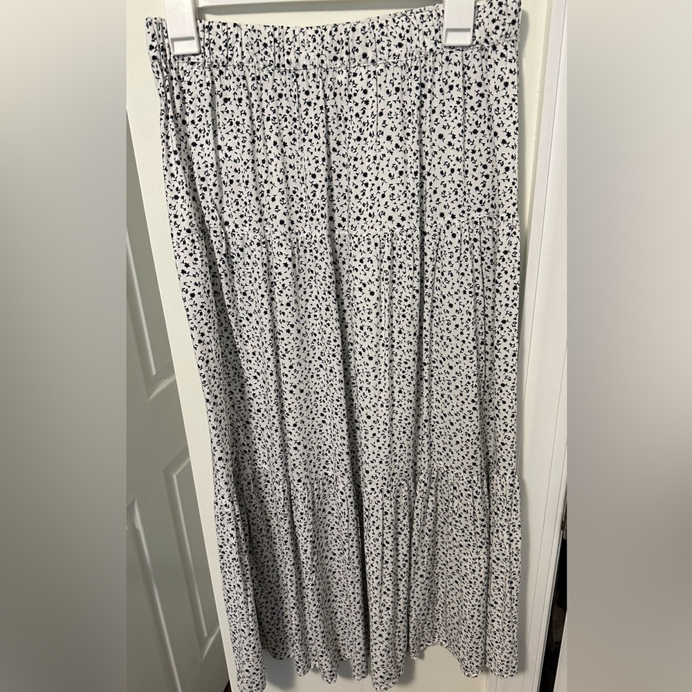 beachlunchlounge Black and White Maxi Skirt